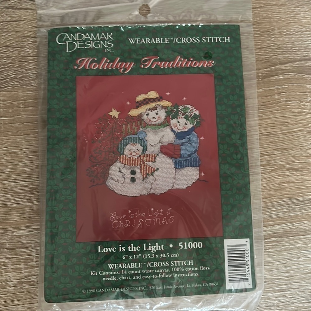 Vintage Candamar Designs Christmas Snowman Family Cross Stitch Kit - NEW